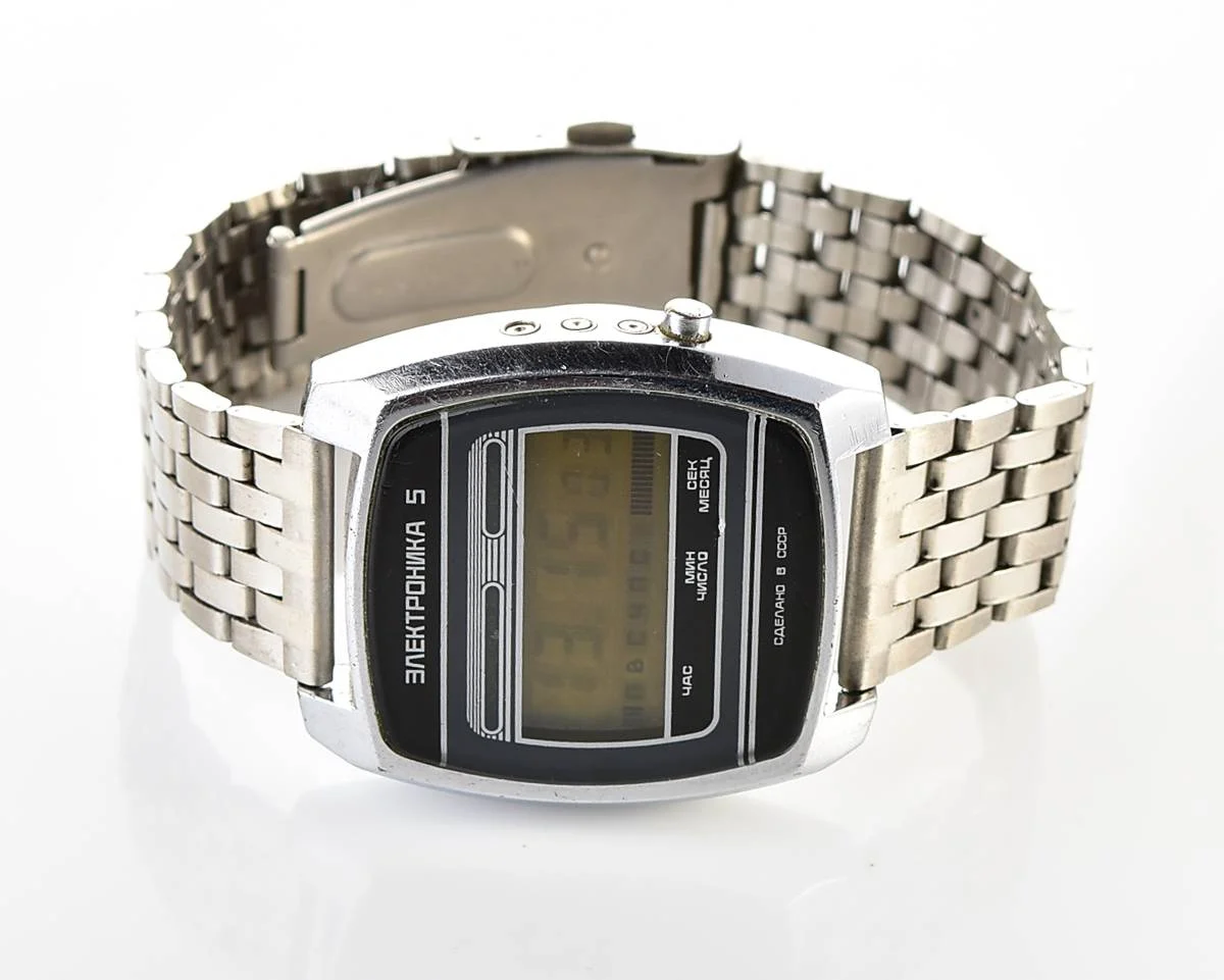 Large vintage USSR digital watch Electronika 5