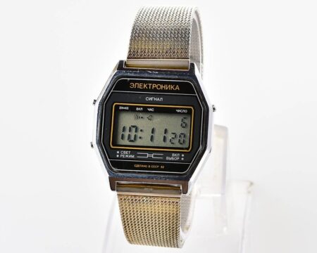 Digital vintage USSR wrist watch Electronika 52