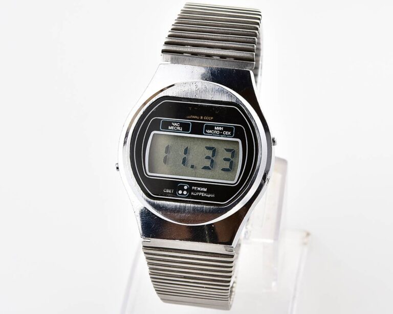 Vintage USSR digital watch Electronika