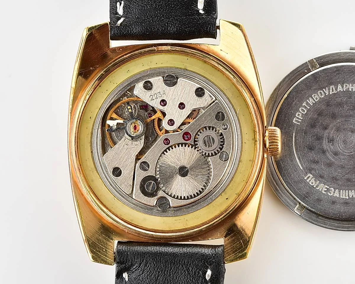 Soviet gold-plated Vostok Komandirskie mechanical watch - Zakaz MO CCCP!