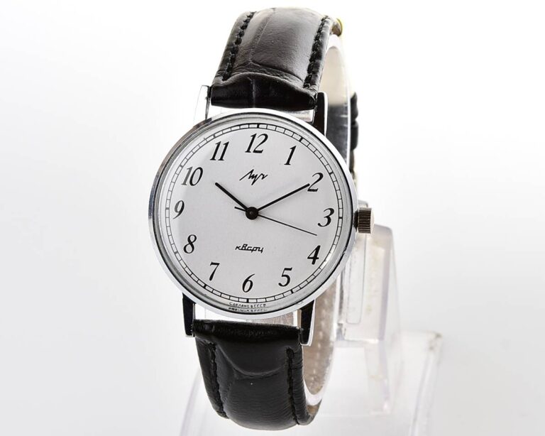 Soviet Luch watch with quartz movement