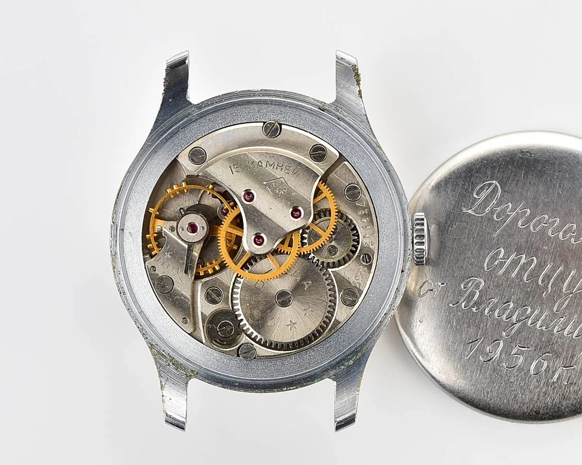 Excellent vintage Pobeda watch with central second hand from 1955 + sturmanskie compass strap!