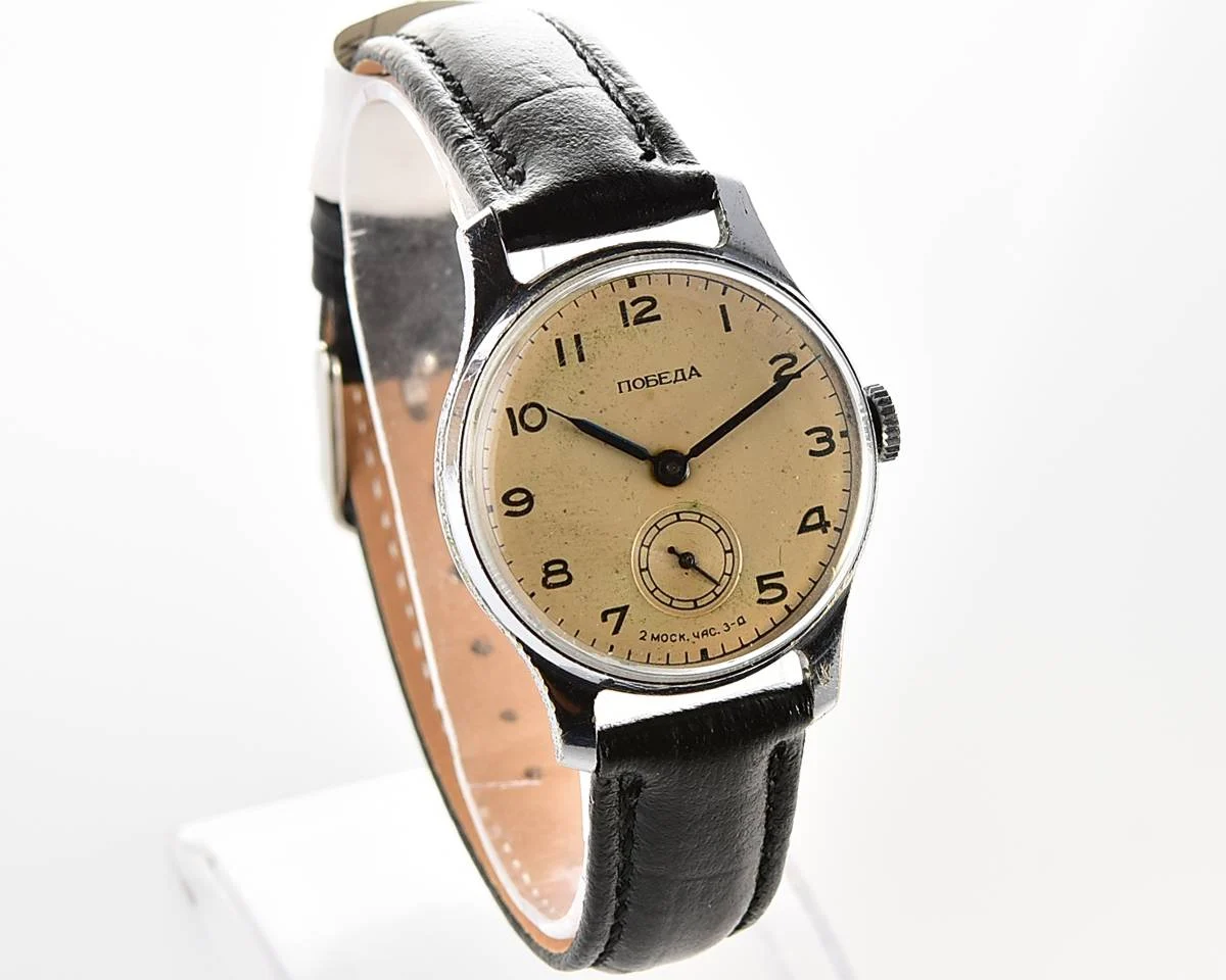 Vintage Soviet mechanical Pobeda watch, 2MChZ from the second quarter of 1954
