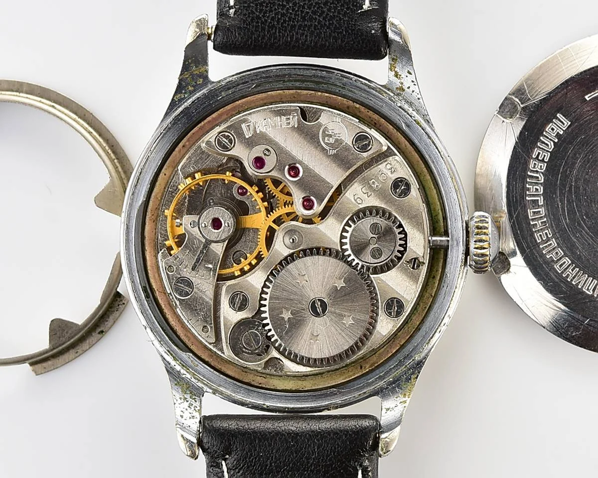 Rare! Vintage Soviet Saturn mechanical watch from the 1950s