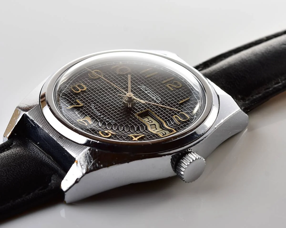 Raketa vintage mechanical wrist watch with double calendar