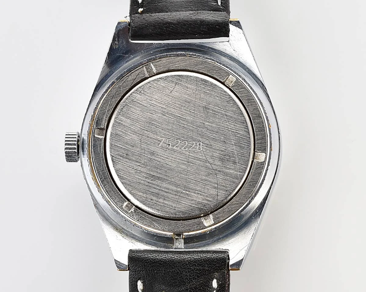 Raketa vintage mechanical wrist watch with double calendar