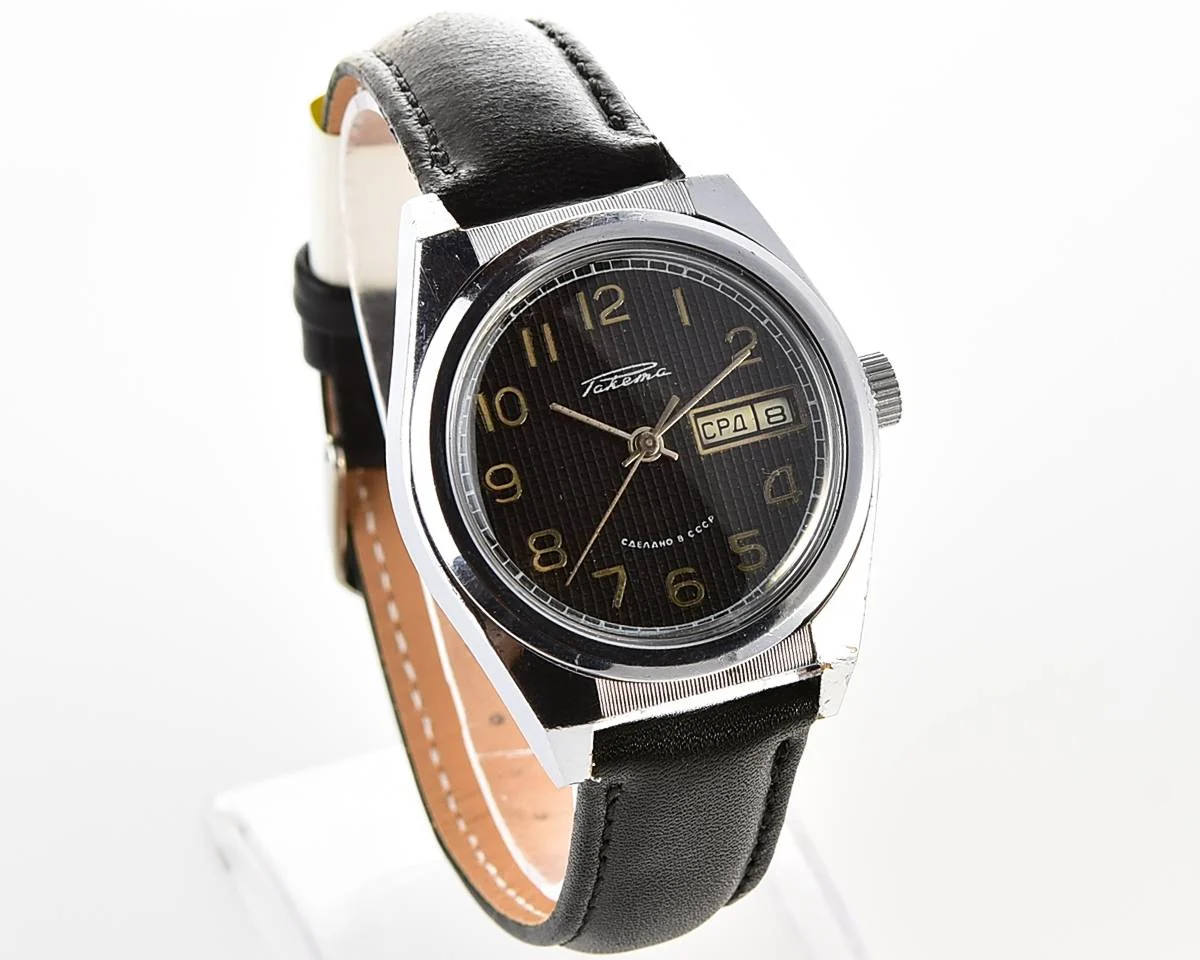 Raketa vintage mechanical wrist watch with double calendar