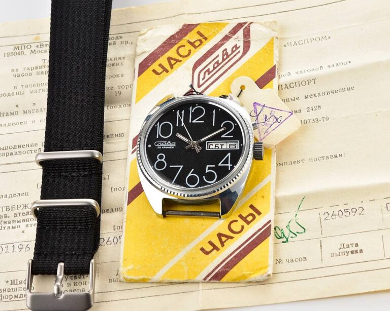 TIME CAPSULE: Slava soviet mechanical watch, New Old Stock(NOS)!