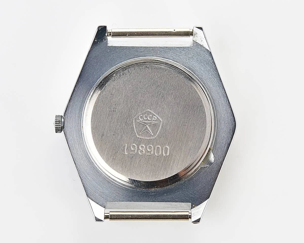 TIME CAPSULE: Soviet Slava with quartz movement – New Old Stock (NOS)!