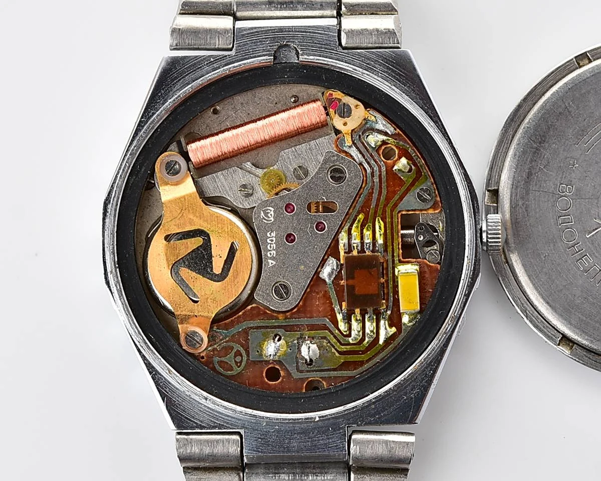 Soviet Slava Pepsi with quartz movement
