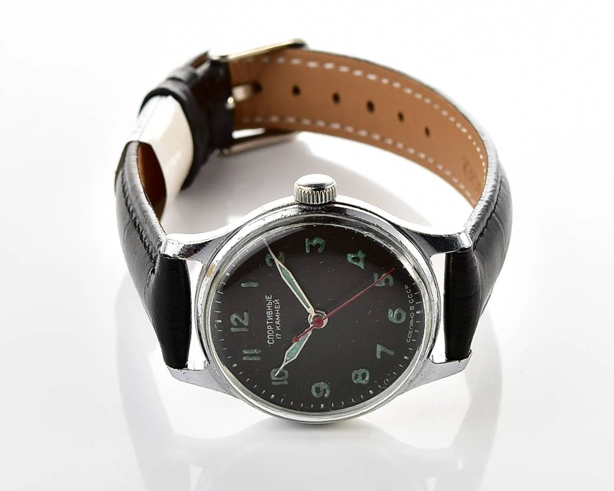 Vintage Soviet Sportivnie mechanical watch, 3rd quarter of 1957!