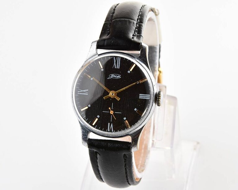 Excellent vintage soviet ZiM mechanical watch