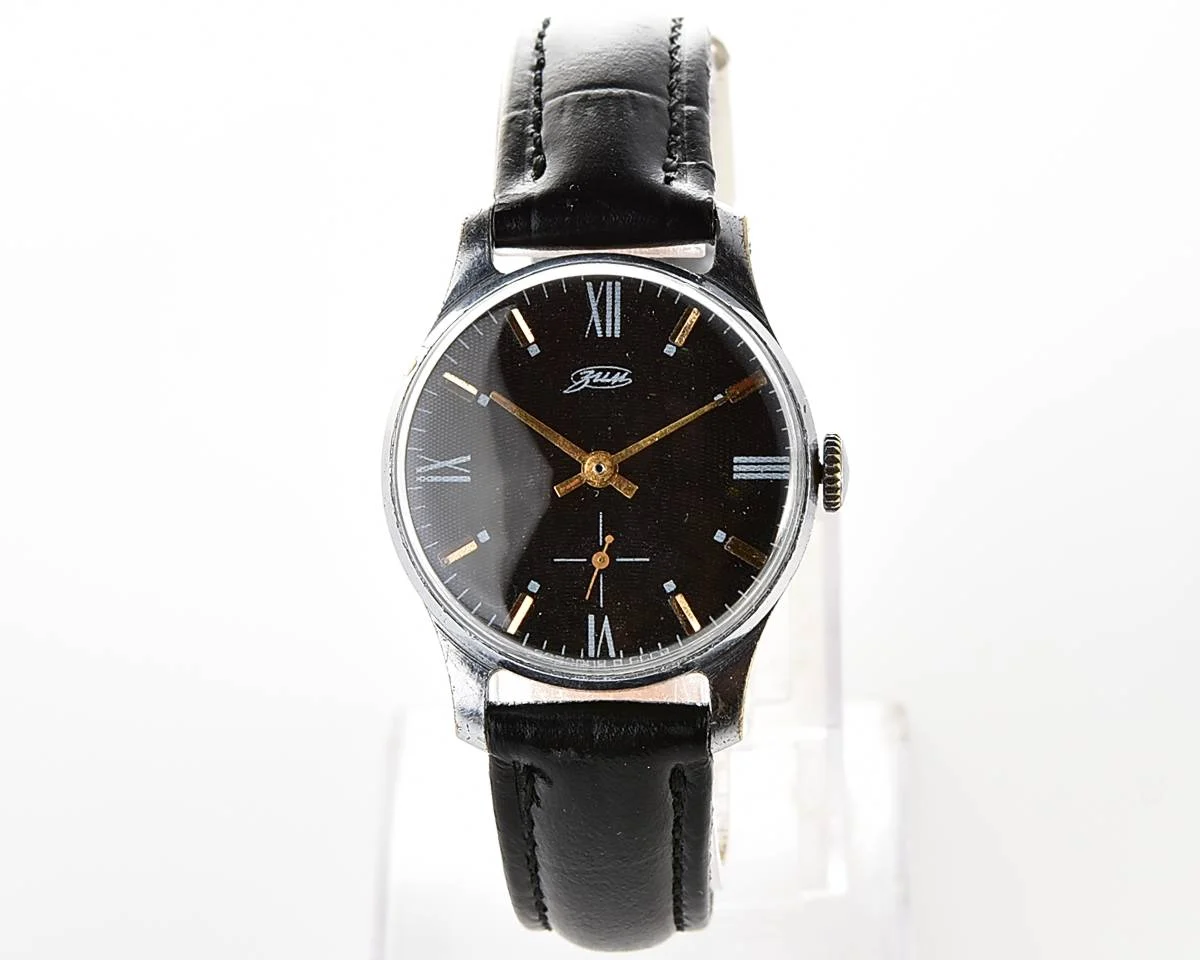 Excellent vintage Soviet ZiM mechanical watch