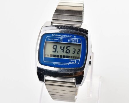 Large vintage USSR digital watch Electronika 5