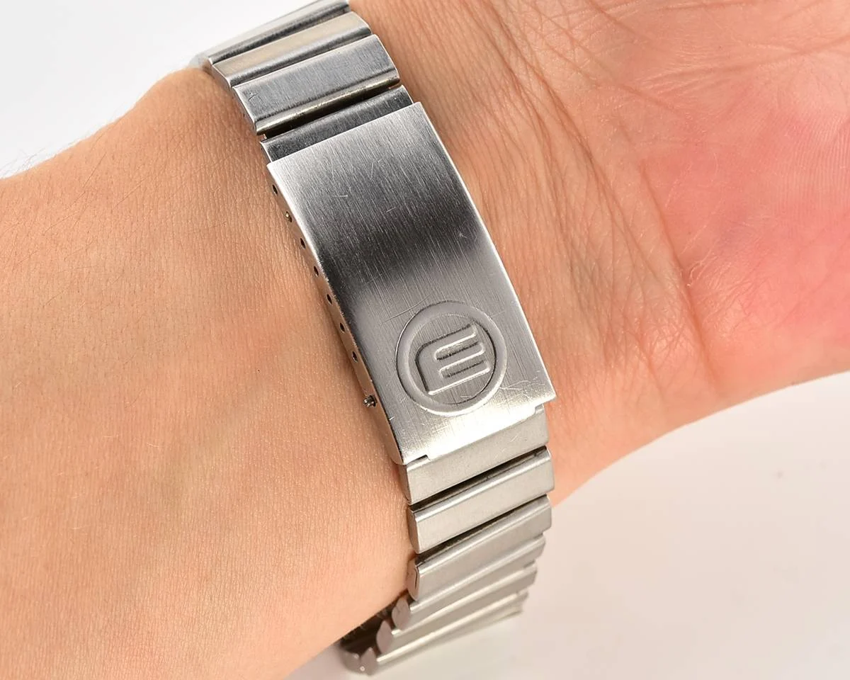 Large vintage USSR digital watch Electronika 5