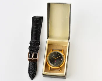 Excellent Soviet gold-plated Vostok Komandirskie mechanical watch - Zakaz MO CCCP!
