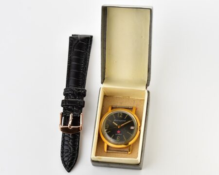 Excellent soviet gold-plated Vostok Komandirskie mechanical watch - Zakaz MO CCCP!