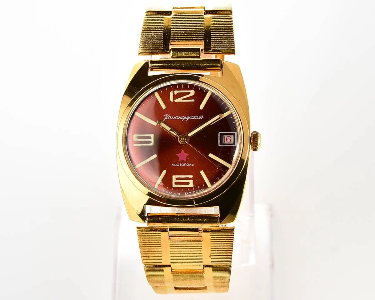 Excellent Soviet gold-plated Vostok Komandirskie mechanical watch - Zakaz MO CCCP - with engraved back!