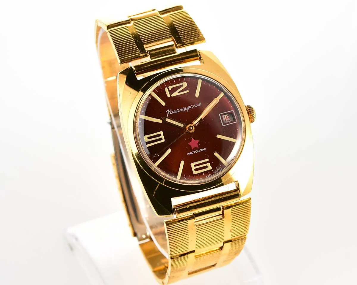 Excellent Soviet gold-plated Vostok Komandirskie mechanical watch - Zakaz MO CCCP - with engraved back!