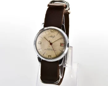 Vintage Soviet Mir mechanical watch
