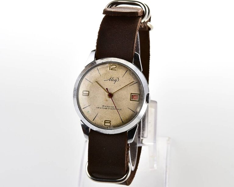 Vintage soviet MIR mechanical watch