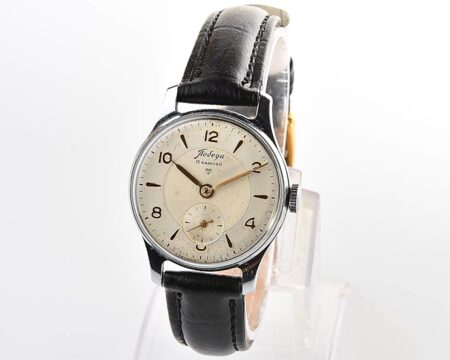 Vintage soviet mechanical POBEDA watch, 2MChZ from 1st quarter 1959