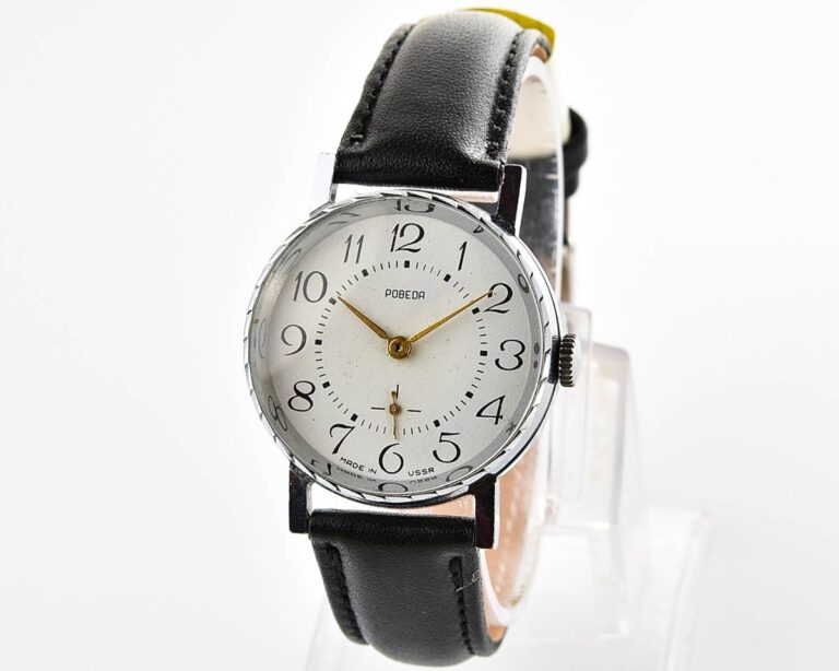 Pobeda ZiM soviet mechanical wristwatch