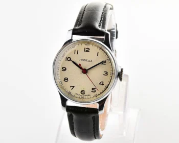 Excellent vintage Pobeda watch with central seconds hand and diamond shaped crown!
