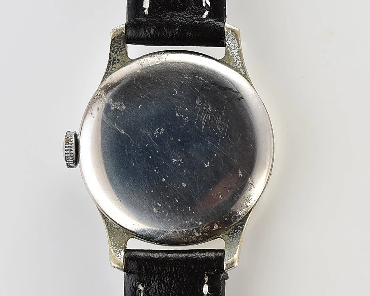Soviet mechanical Pobeda vintage watch, 2MChZ from the 1st quarter 1954
