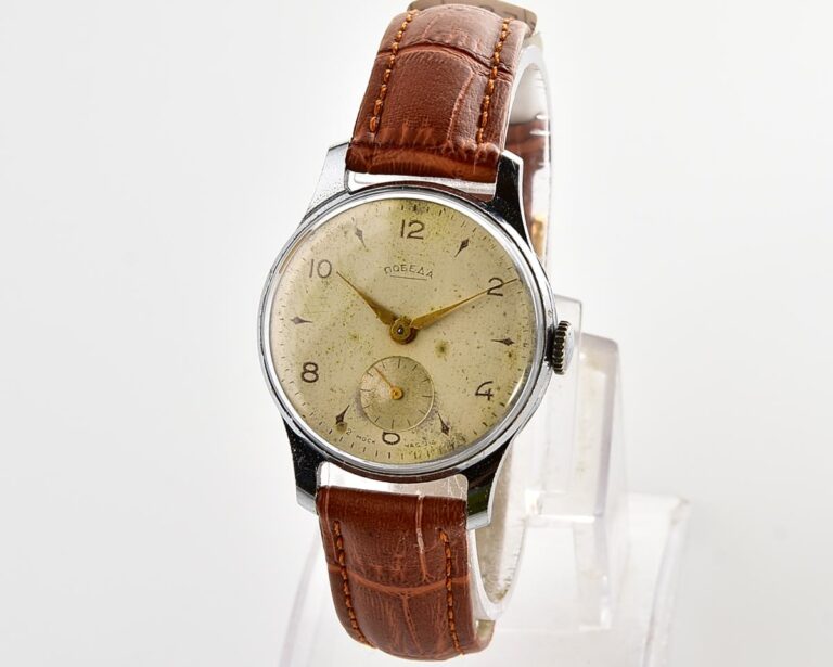 Vintage soviet mechanical POBEDA watch, 2MChZ from the 4th quarter 1957