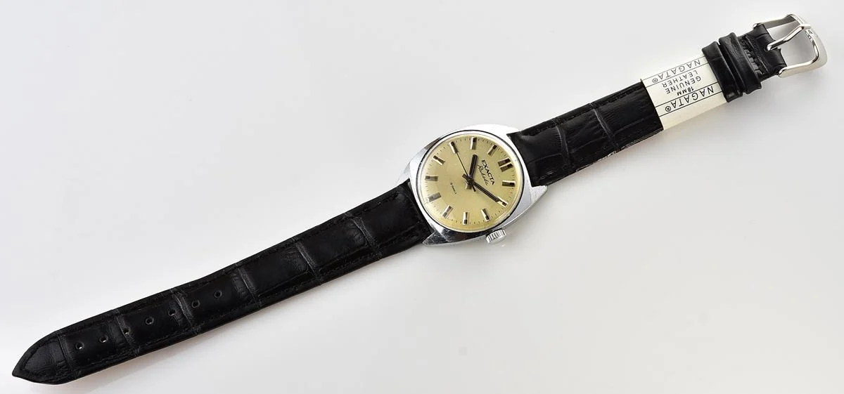 Soviet Exacta Raketa vintage mechanical wristwatch