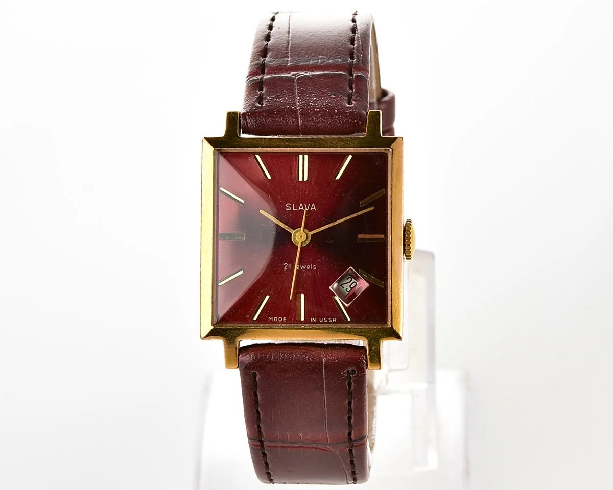 Excellent gold-plated Slava Soviet mechanical vintage watch