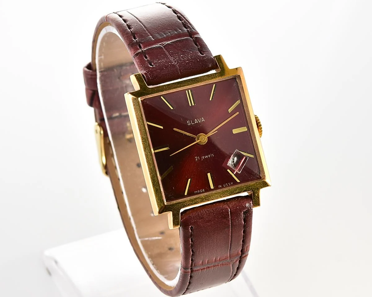 Excellent gold-plated Slava Soviet mechanical vintage watch