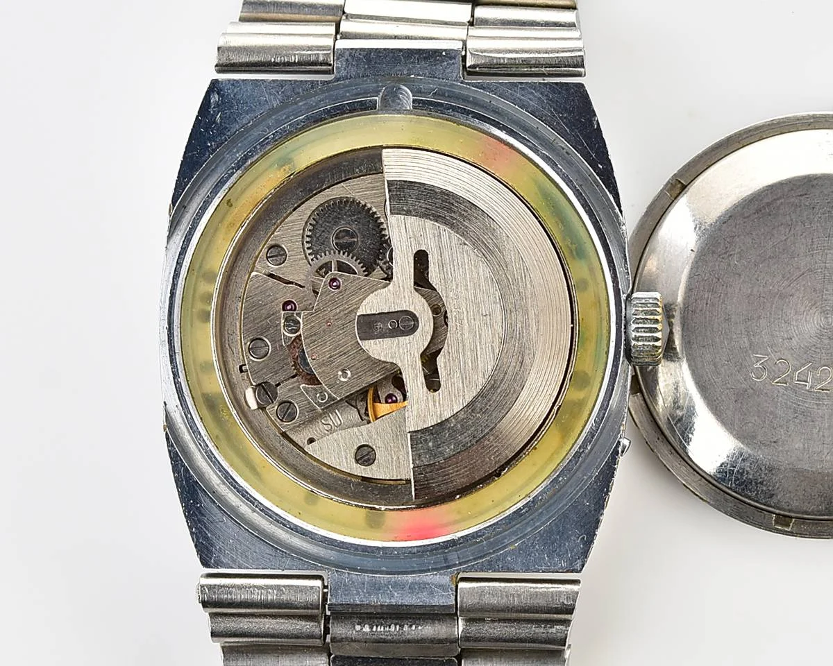 Slava Soviet mechanical vintage watch – automatic self winding movement