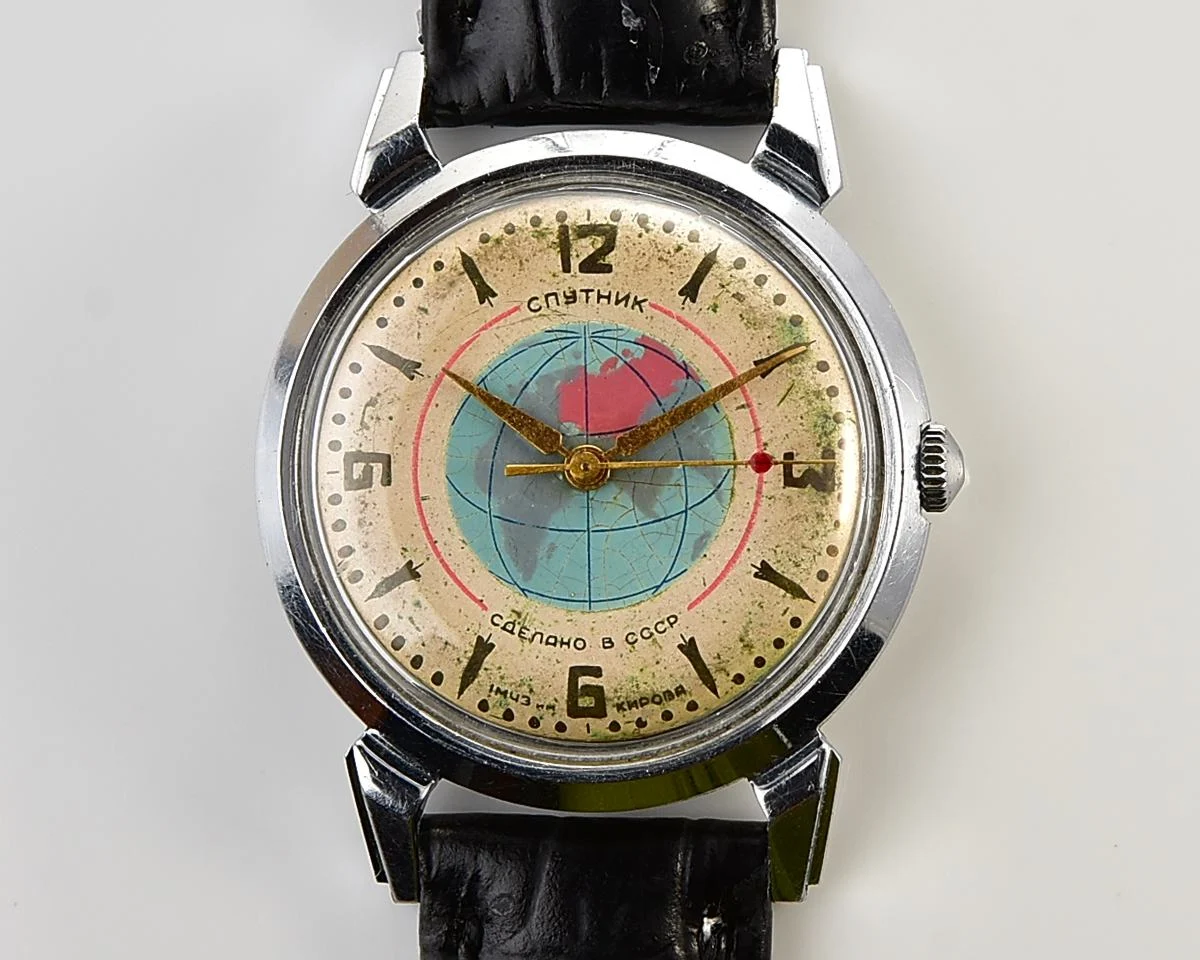 Rare! Sputnik vintage mechanical watch with original dial!