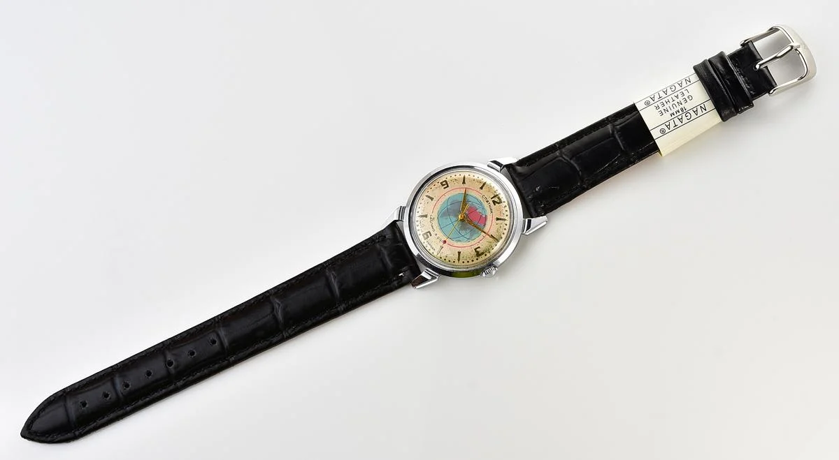 Rare! Sputnik vintage mechanical watch with original dial!