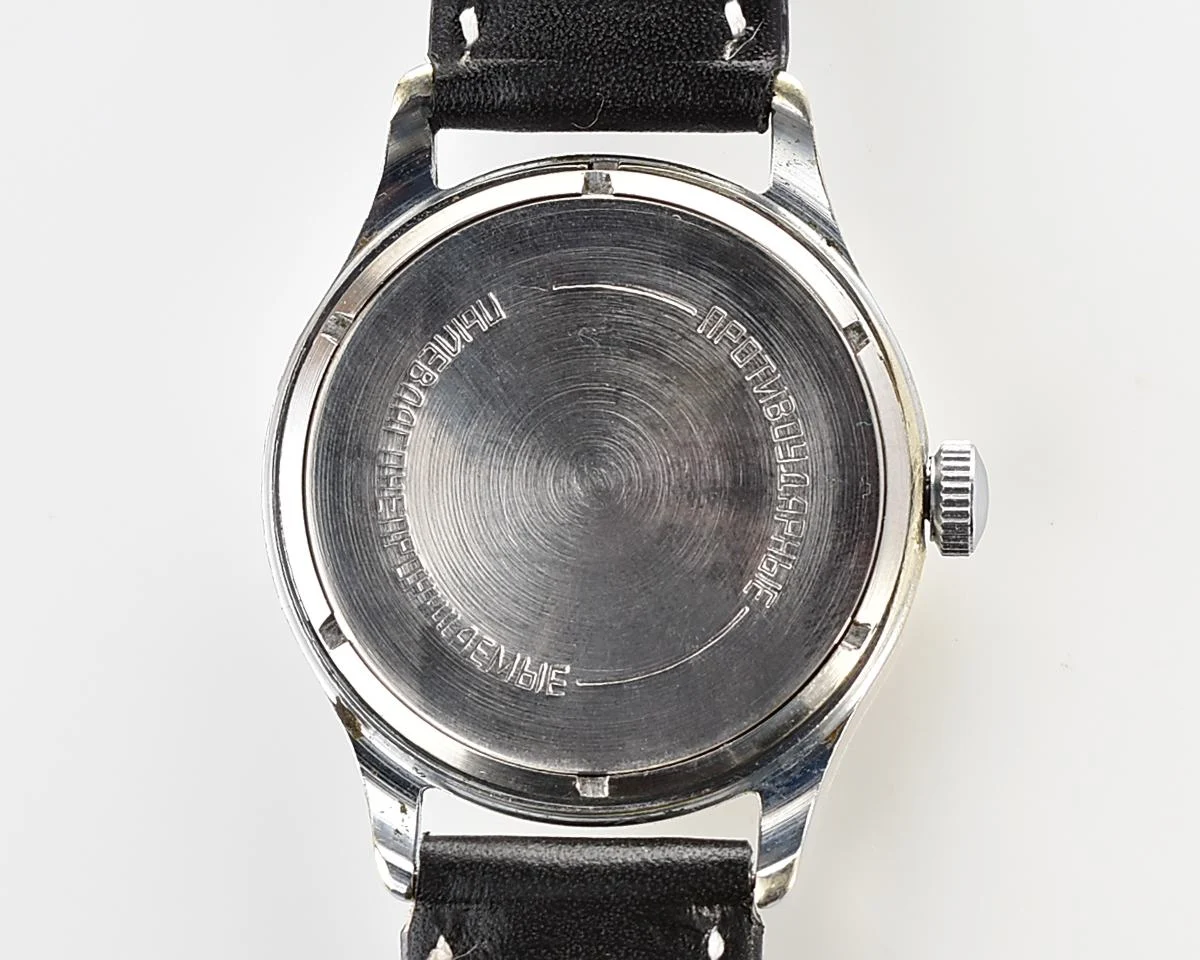 Soviet Volna vintage mechanical watch with precision movement from the 1950s