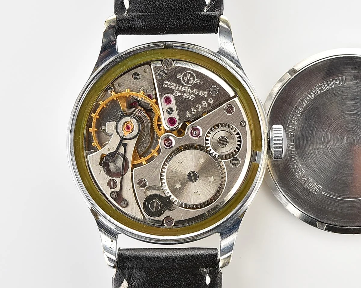 Soviet Volna vintage mechanical watch with precision movement from the 1950s