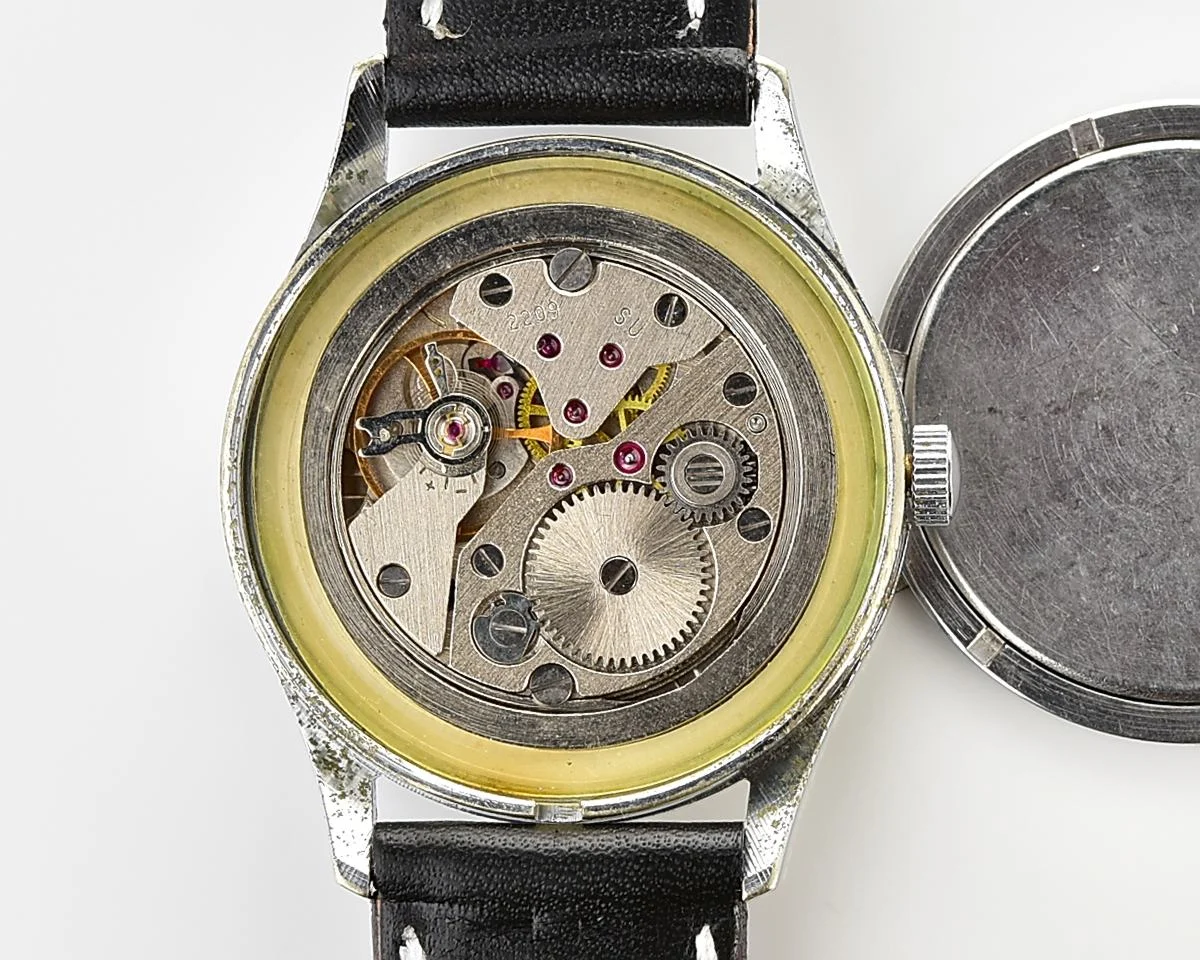 Soviet Vostok mechanical wristwatch with rare blue metallic duotone dial!