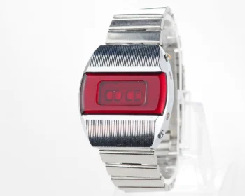 First Red LED Digital Vintage USSR Wrist Watch Electronika E-1 Pulsar!