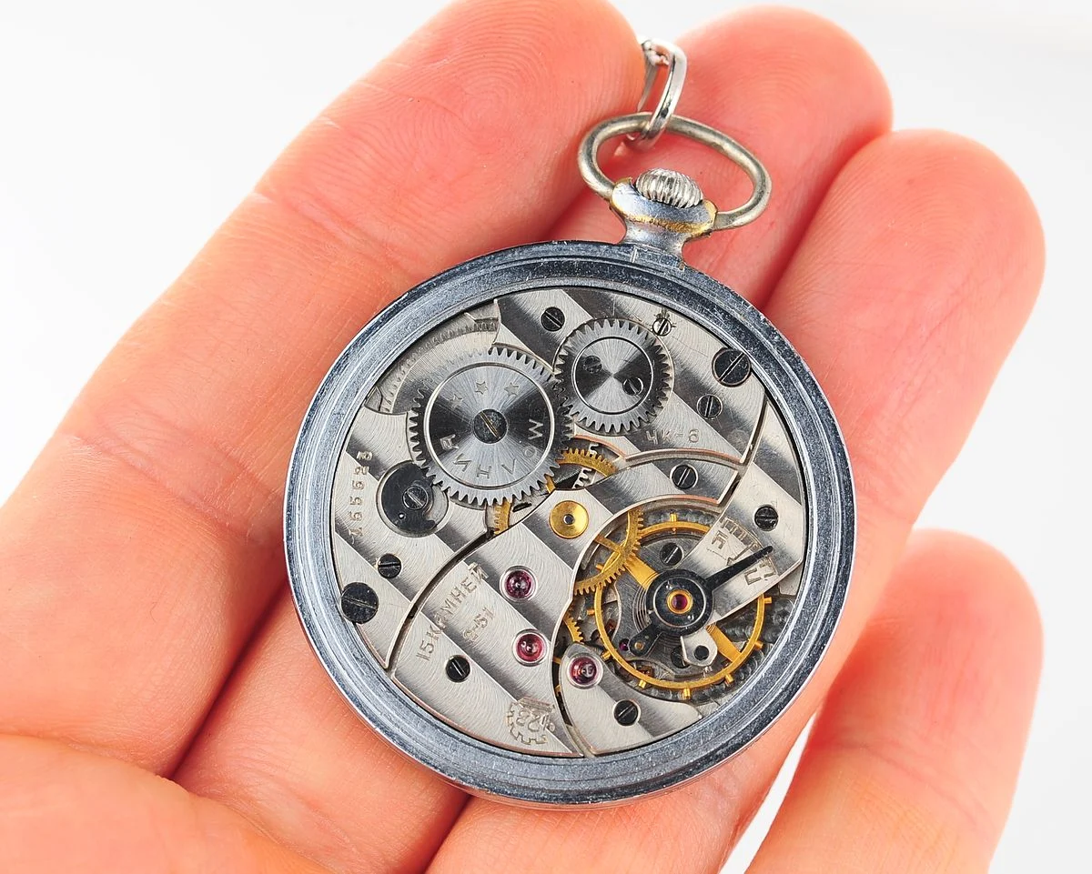 Excellent Molnija open face vintage Soviet pocket watch, 2nd quarter of 1951, Stalin's railway!