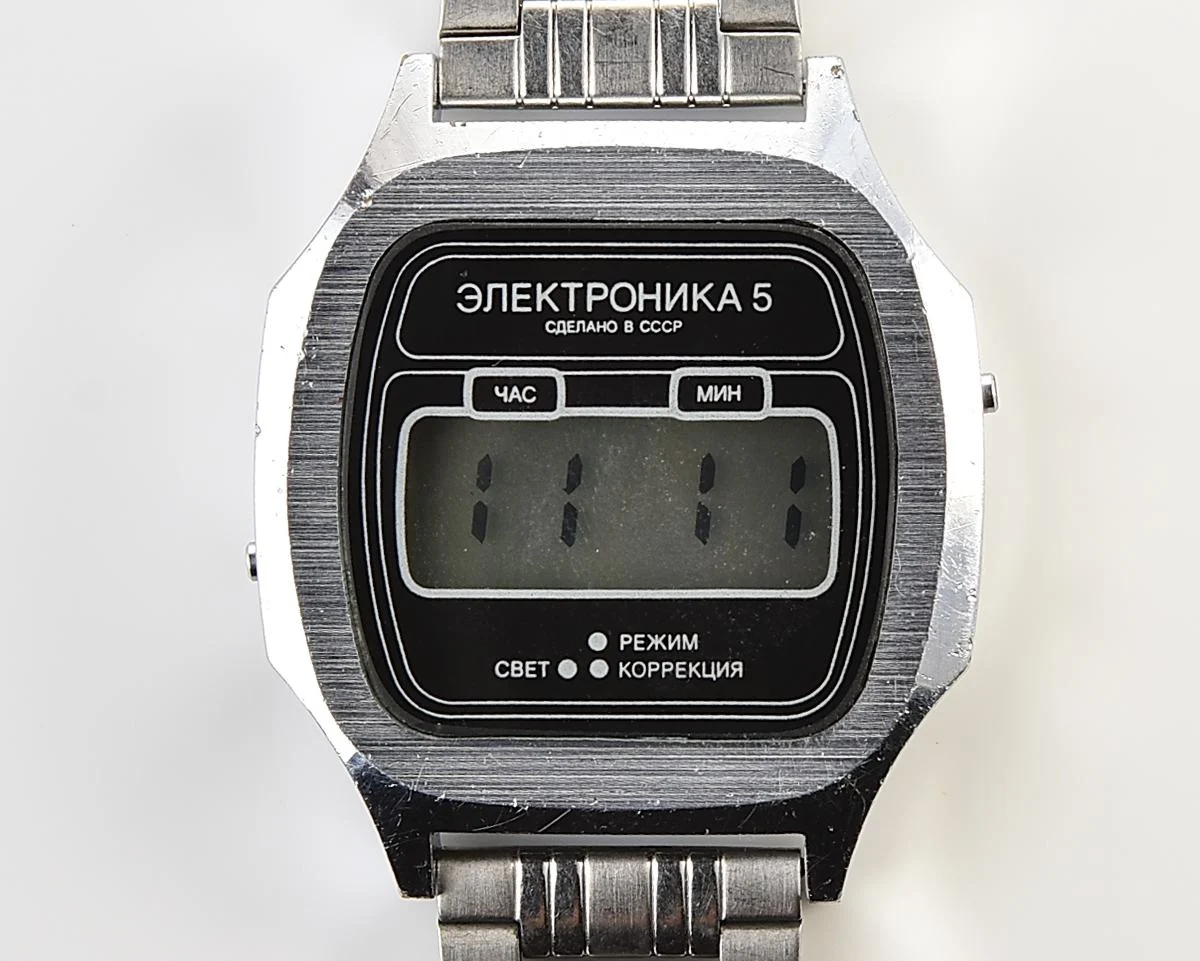 Elektronika-14361_KOM_4069_01