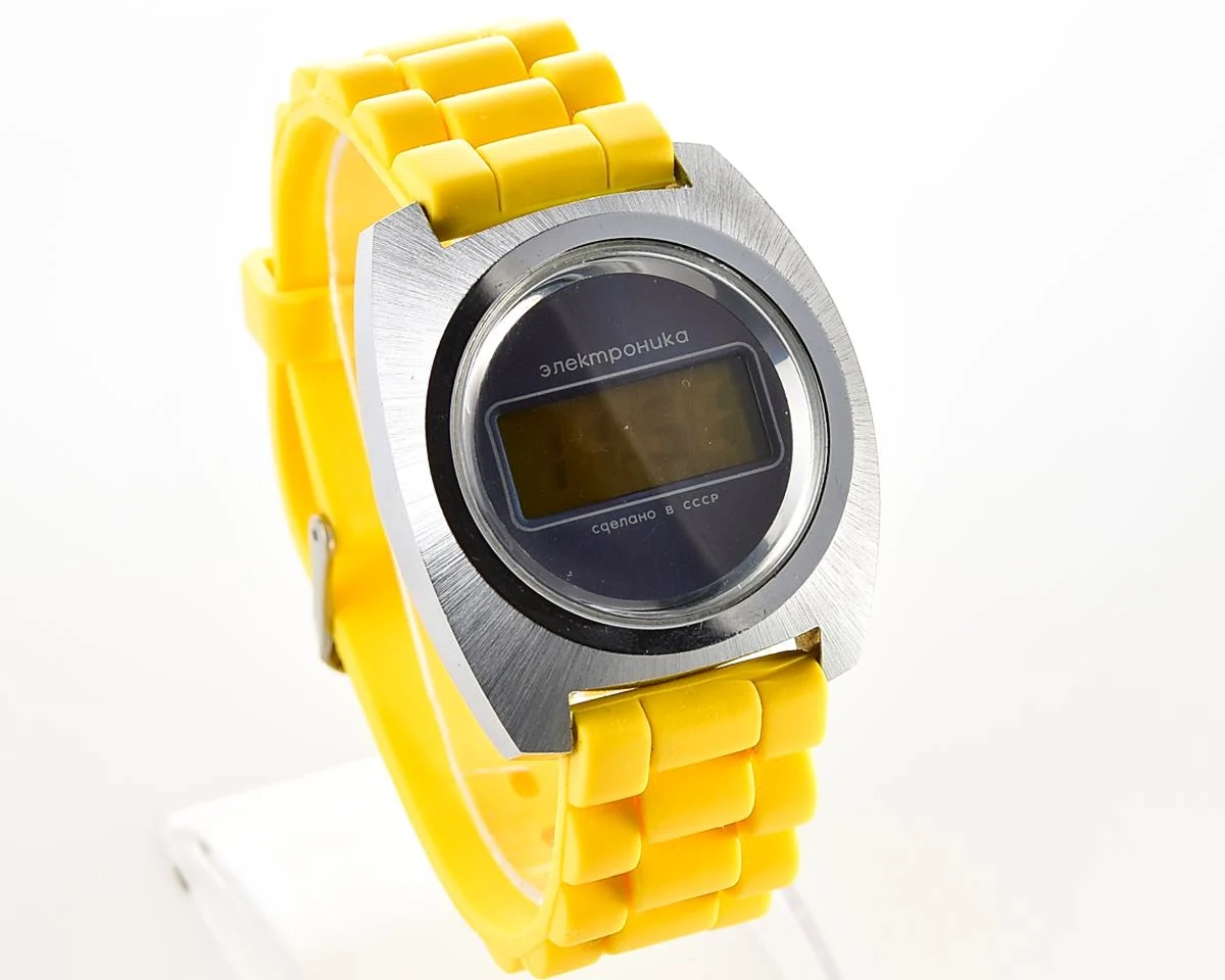 Early Soviet USSR digital watch Electronika 5 3049 (B6-02)