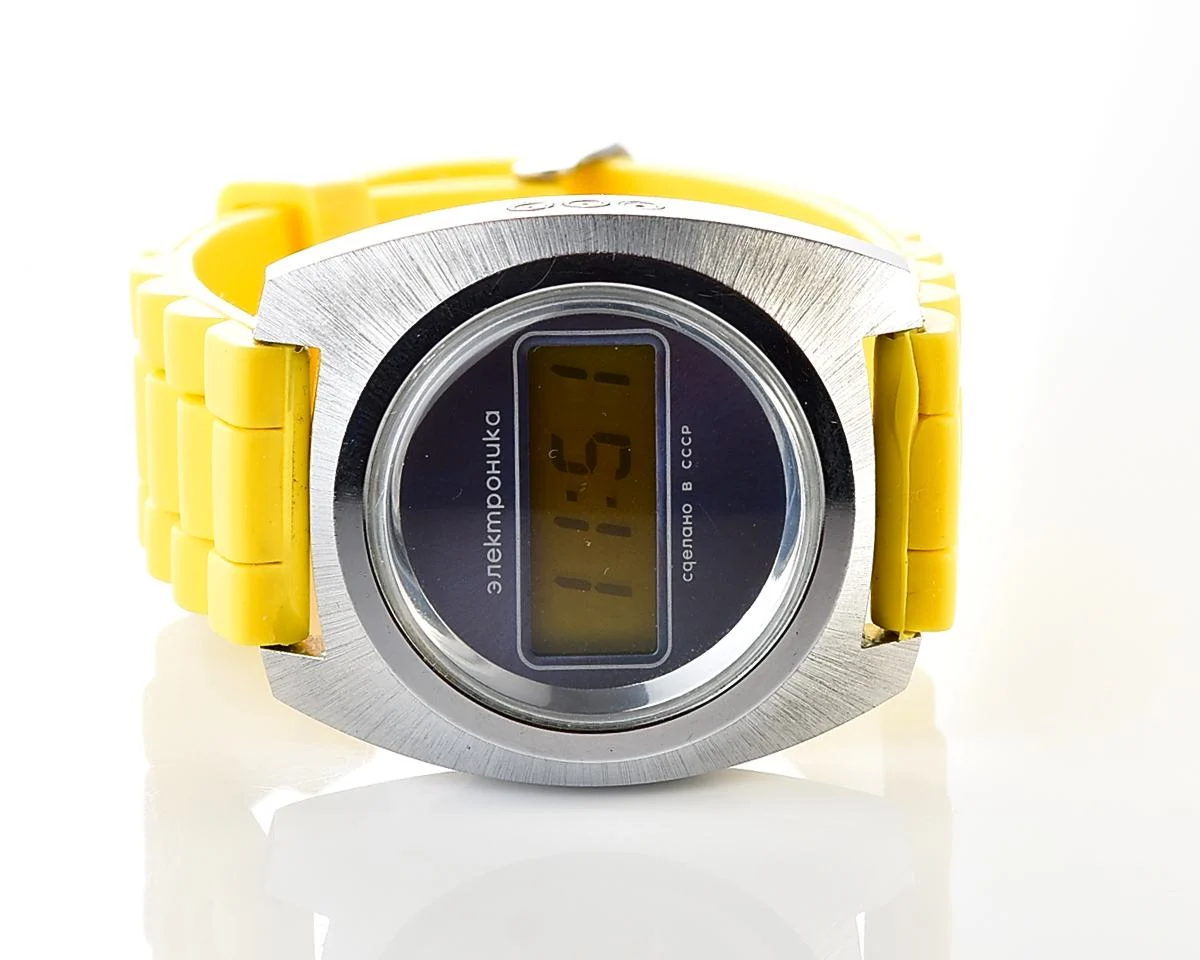 Early Soviet USSR digital watch Electronika 5 3049 (B6-02)