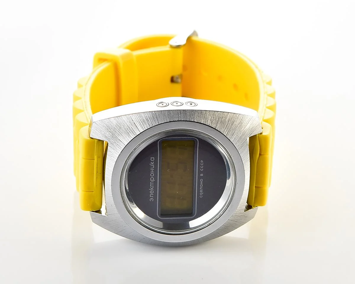 Early Soviet USSR digital watch Electronika 5 3049 (B6-02)