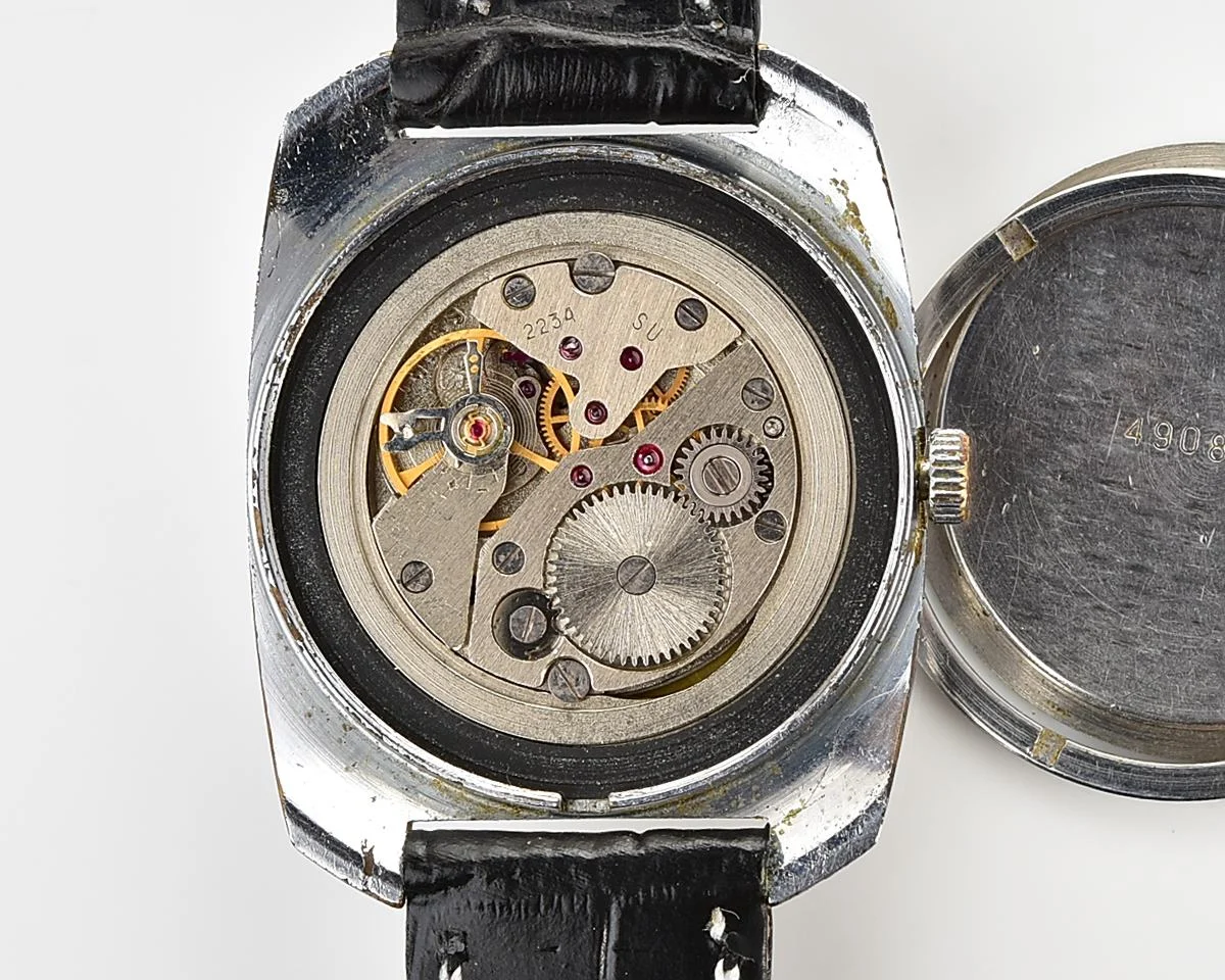Soviet Vostok Komandirskie mechanical watch - Zakaz MO CCCP!