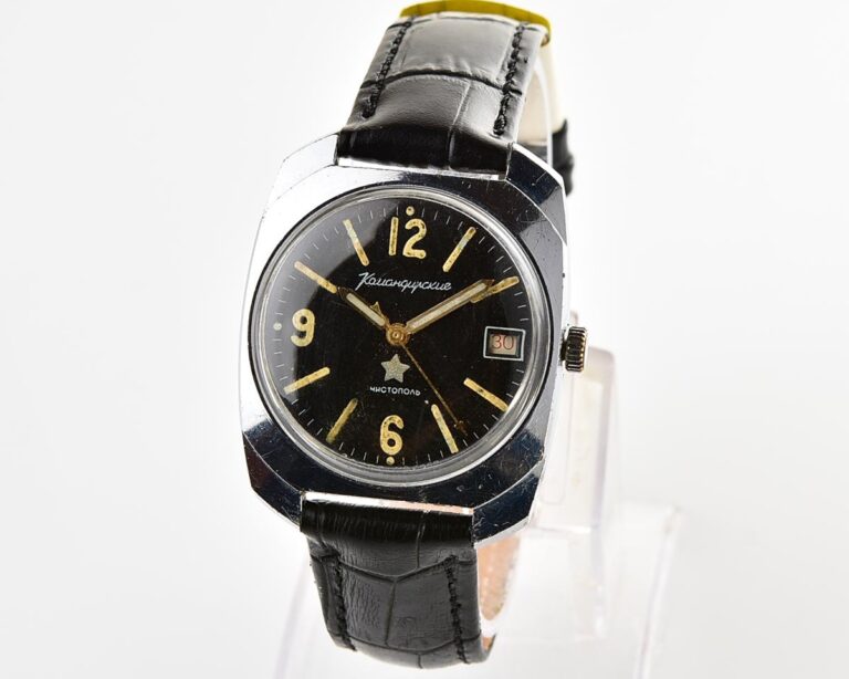 Soviet Vostok Komandirskie mechanical watch - Zakaz MO CCCP!