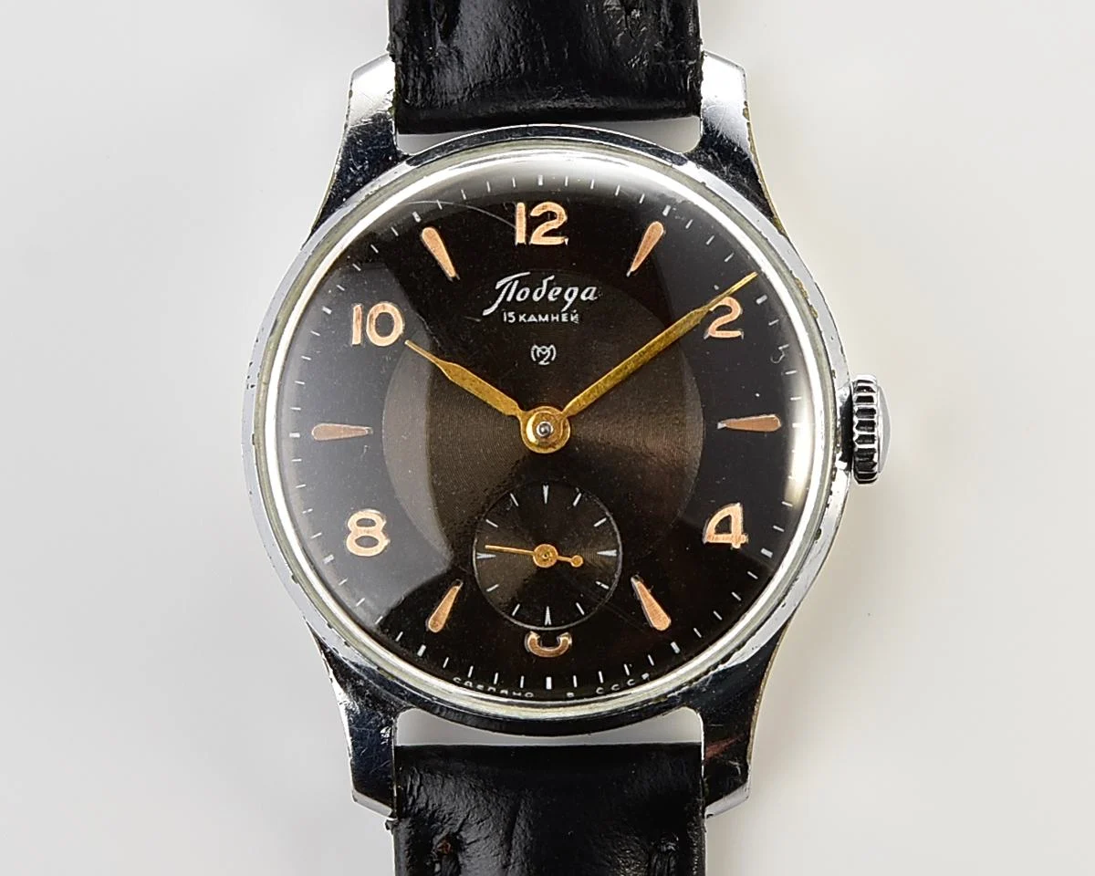 Vintage Soviet mechanical Pobeda watch, 2MChZ from the 4th quarter 1954!