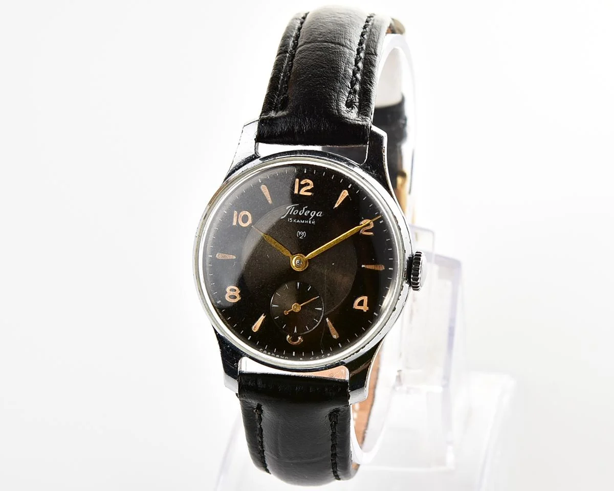 Vintage Soviet mechanical Pobeda watch, 2MChZ from the 4th quarter 1954!