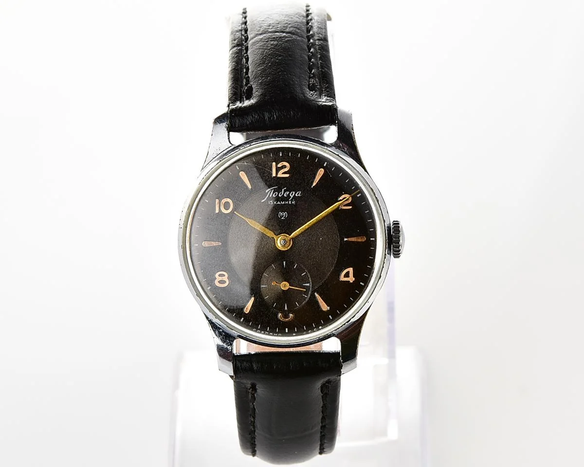Vintage Soviet mechanical Pobeda watch, 2MChZ from the 4th quarter 1954!
